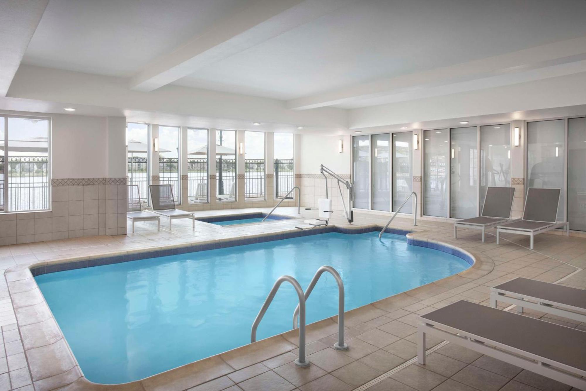 Hilton Garden Inn Granbury Dış mekan fotoğraf